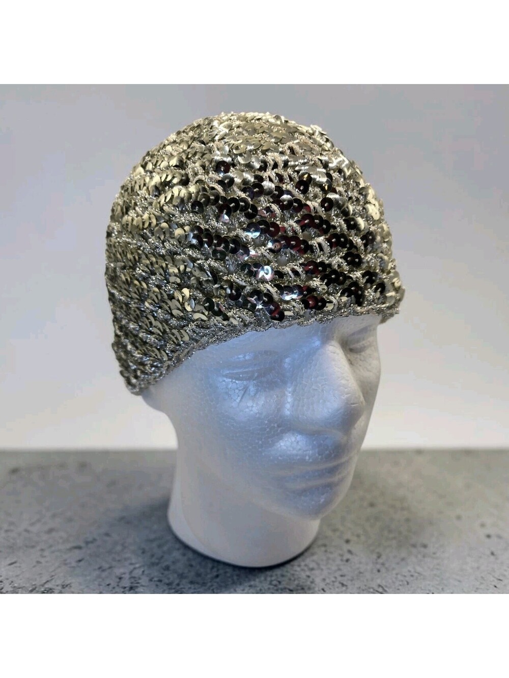 Vintage 1970s Silver Sequin Crochet Knit Skull Cap Beanie Disco Flapper Hat